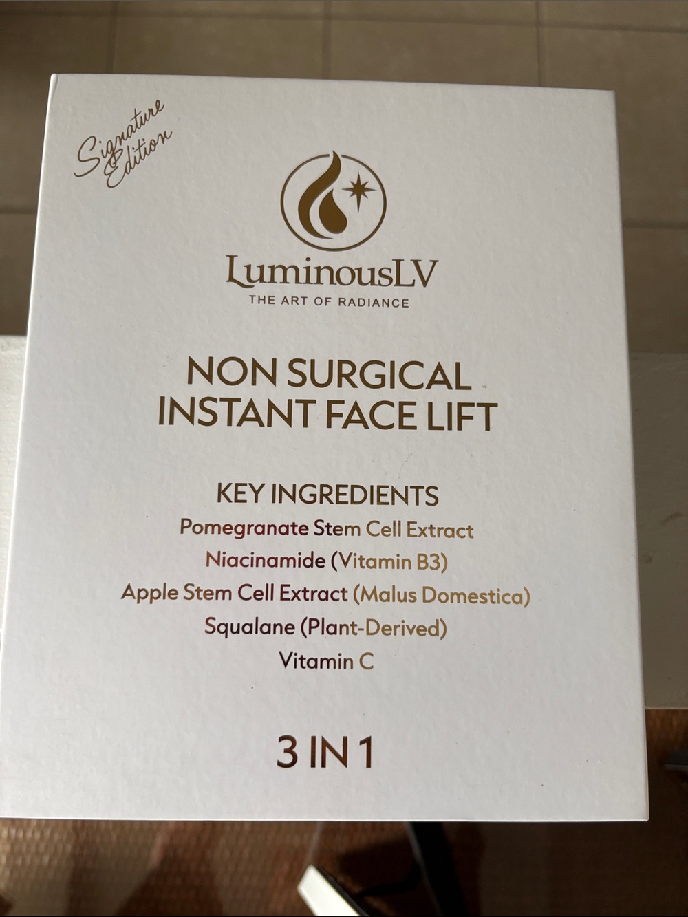 Luminess Non Surgical Instant Face Lift – White and Gold Accents